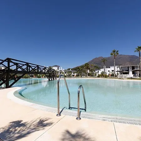 New Luxury In Family W Pools Wifi *